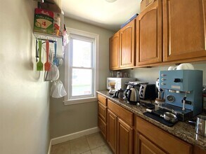 11 Prescott St, Unit 3 in Somerville, MA - Building Photo - Building Photo