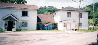 105 Fifth St in Beaver, WV - Foto de edificio