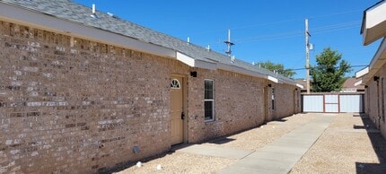 2412 E 14th St in Clovis, NM - Building Photo - Building Photo