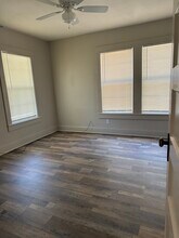 511 N Bradshaw St in Denton, TX - Building Photo - Building Photo