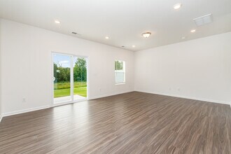 3209 Lilac Grove Dr, Unit 1615 - A-308 - A in Charlotte, NC - Building Photo - Building Photo