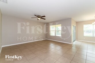 2702 SW 9th Pl in Cape Coral, FL - Foto de edificio - Building Photo