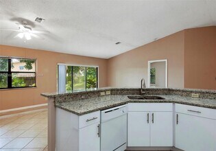 11808 NW 32nd Ct in Coral Springs, FL - Building Photo - Building Photo