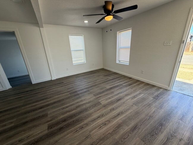 3002 1st Pl in Lubbock, TX - Building Photo - Building Photo