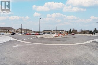 2333 Khalsa Gate in Oakville, ON - Building Photo - Building Photo