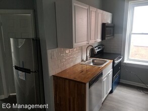 5151 Brown St in Philadelphia, PA - Building Photo - Building Photo