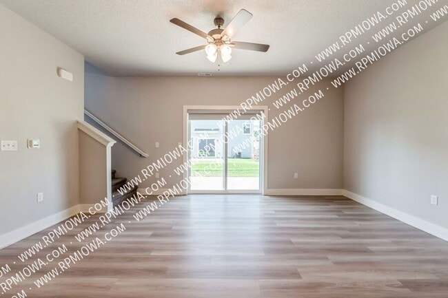 706 Umbra Pl in Norwalk, IA - Building Photo - Building Photo