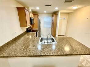 10605 Timber Ln in Port Richey, FL - Building Photo - Building Photo