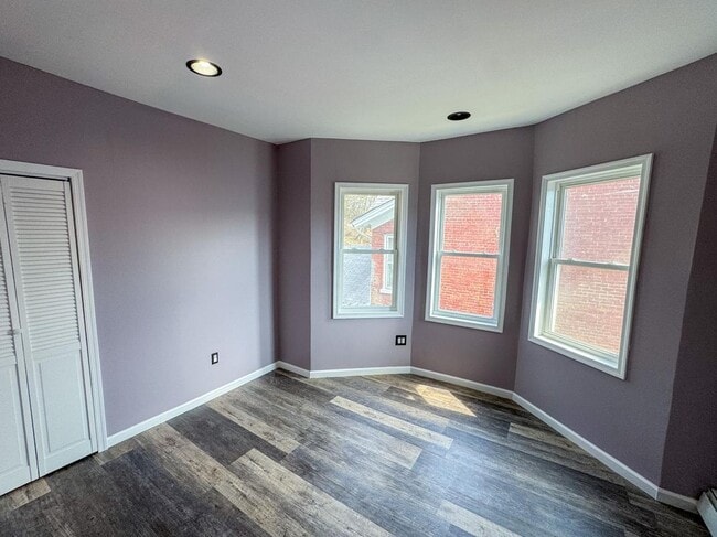 354 N Main St in Wilkes-Barre, PA - Foto de edificio - Building Photo