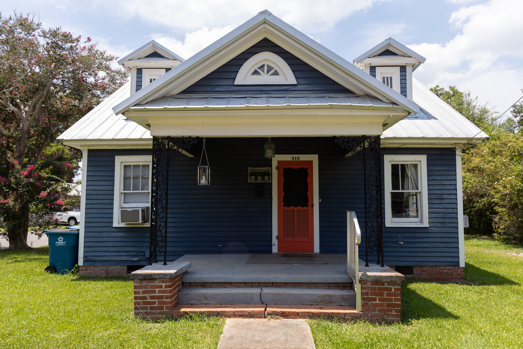 316 Harding St in Lafayette, LA - Building Photo