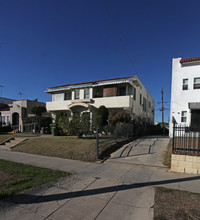 1149 N New Hampshire Ave in Los Angeles, CA - Building Photo - Building Photo