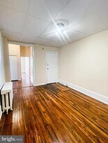 2642 Brown St in Philadelphia, PA - Building Photo