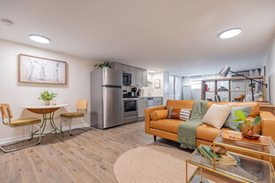 333 5th Ave N in St. Petersburg, FL - Building Photo