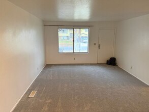 5987 S Blue Stone Cir in Murray, UT - Building Photo - Building Photo