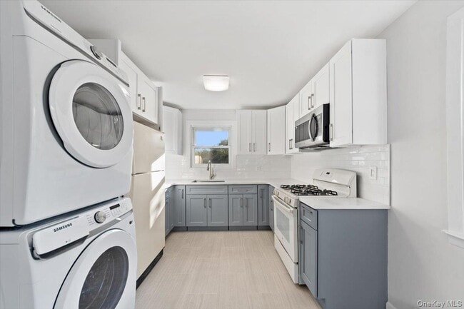 property at 105 Hillview Ave