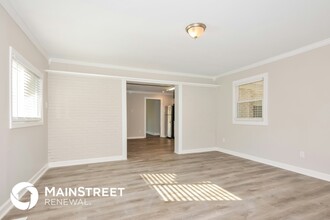 2247 Foggy Bottom Dr in Florissant, MO - Building Photo - Building Photo