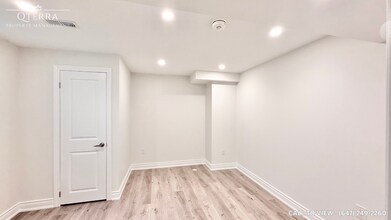 1368 Kovachik Blvd in Milton, ON - Building Photo - Building Photo