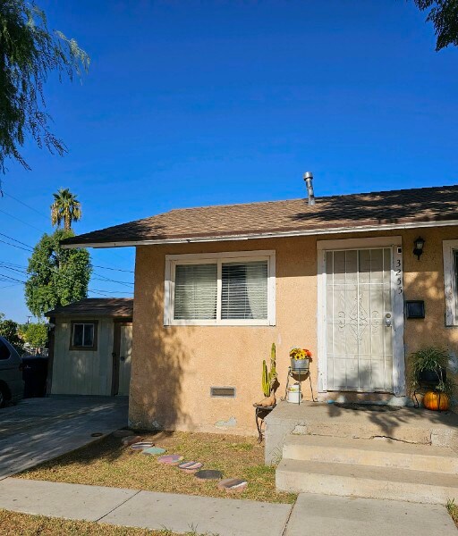 3255 Depot St in Riverside, CA - Building Photo - Building Photo