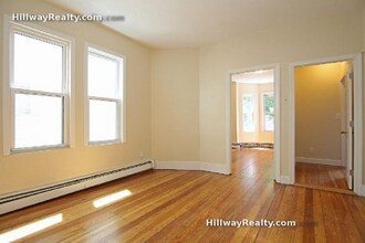 114 Everett St, Unit 3 in Boston, MA - Foto de edificio - Building Photo