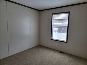 112 Sheppard Ave in Flushing, MI - Building Photo - Building Photo