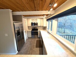 469 S Park Ave in Helena, MT - Building Photo - Building Photo