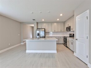 5439 Patano Lp in Palmetto, FL - Foto de edificio - Building Photo