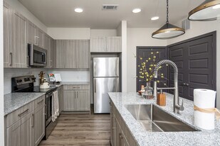 Windsor Apartments in Denton, TX - Building Photo