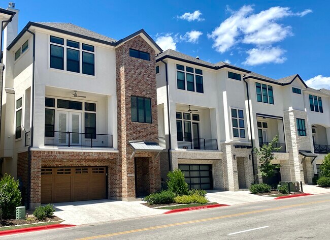 property at 13312 Galleria Cir