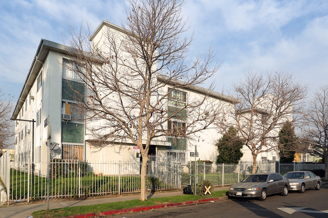 Arlington Manor in Los Angeles, CA - Building Photo - Building Photo