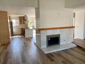 3256 Carr Dr in Oceanside, CA - Building Photo - Building Photo