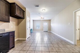 7311 Colonial Dr in Forest Hill, TX - Building Photo - Building Photo