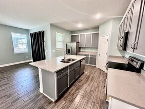 2461 Firstlight Wy in Winter Park, FL - Building Photo - Building Photo