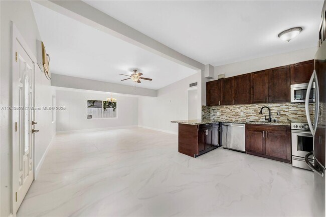 property at 3341 SW 21st St