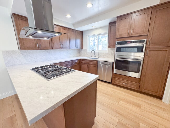 2402 W 227th St in Torrance, CA - Building Photo - Building Photo