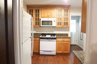 1127 Drake St in Madison, WI - Building Photo - Building Photo