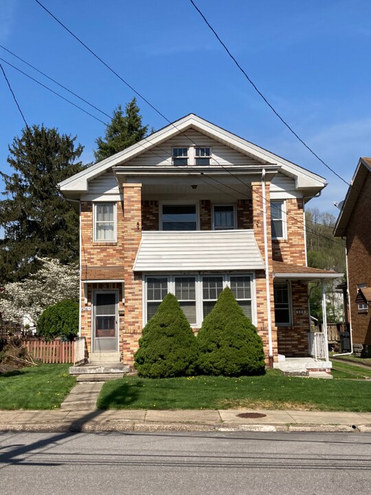 436 Shady Ave in Bridgeville, PA - Building Photo