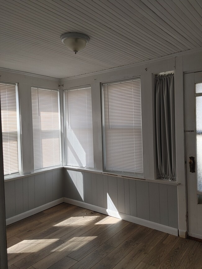 669 Rathbun St, Unit 1