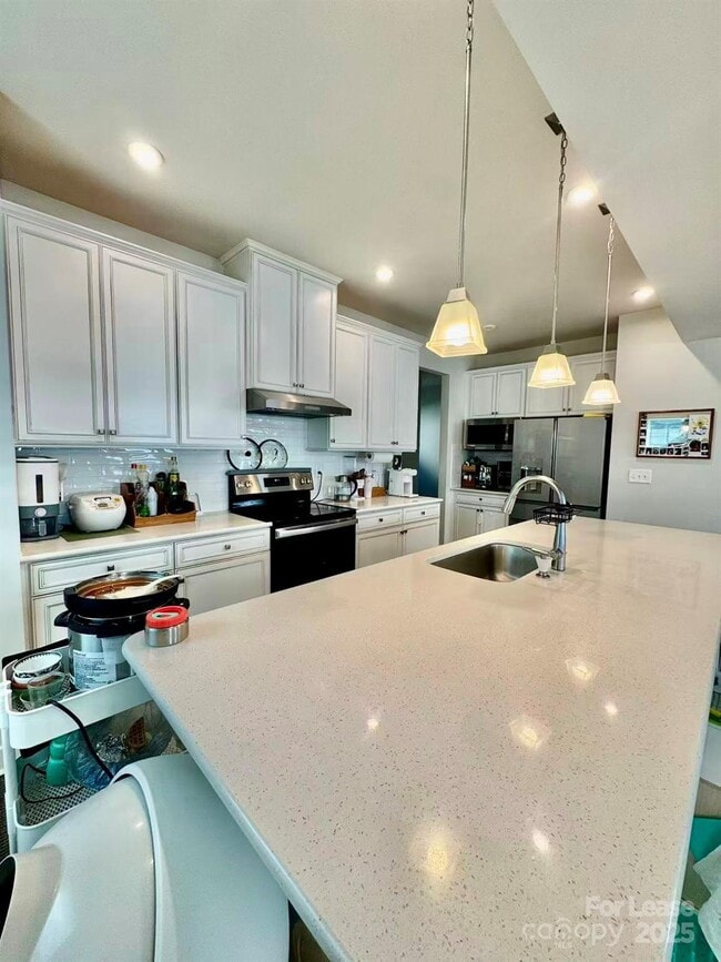 property at 4735 Green Mountain Dr