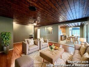 1305 San Jacinto St in Castroville, TX - Building Photo - Building Photo