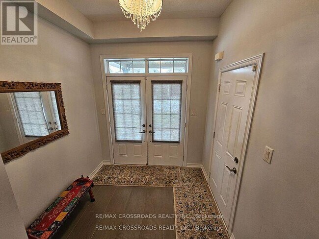 35 Cutts Cres in Hamilton, ON - Building Photo - Building Photo