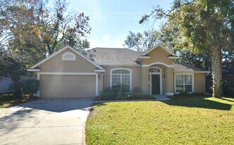 277 Maplewood Dr in Jacksonville, FL - Building Photo