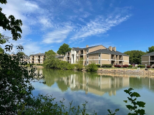 Fox Lake Apartment Homes