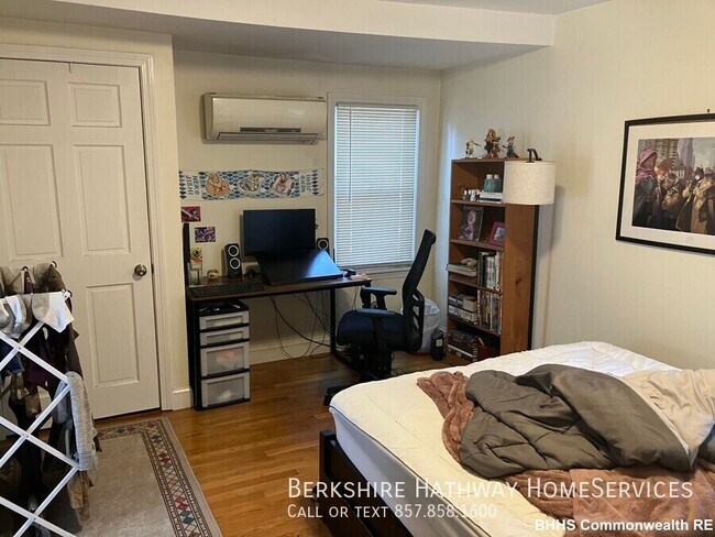 4 Forster St in Somerville, MA - Building Photo - Building Photo