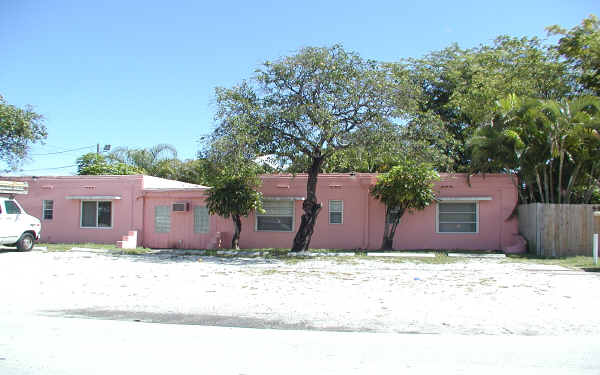 Victoria Place in Fort Lauderdale, FL - Foto de edificio