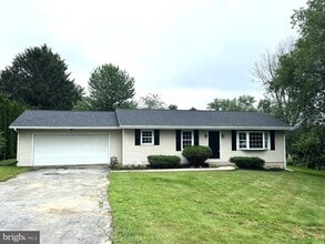 306 N Sandy Hill Rd in Coatesville, PA - Building Photo - Building Photo