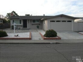 207 Clark Dr in Vallejo, CA - Building Photo
