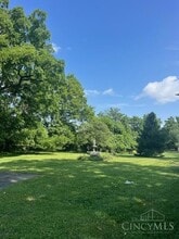 2319 Hunt Rd, Unit 2127 in Cincinnati, OH - Building Photo - Building Photo