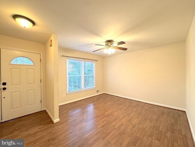 2404 Albot Rd in Reston, VA - Building Photo - Building Photo