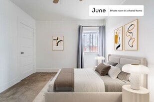 Room in Shared 4 bed/2 bath home in Los Angeles, CA - Building Photo