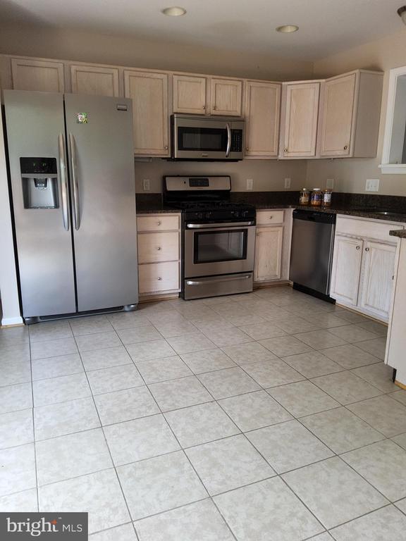 property at 96 Dorset Ln